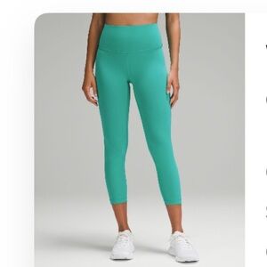 Lululemon Wunder Under Train Crops Leggings- 23” inseam